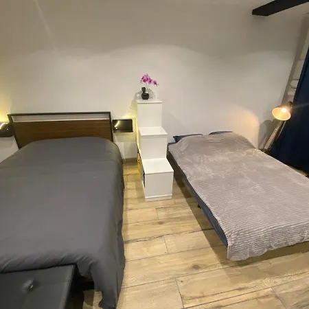 Apartman Fully Equipped Studio4 People 1 Bed And 1 Sofa Bed *